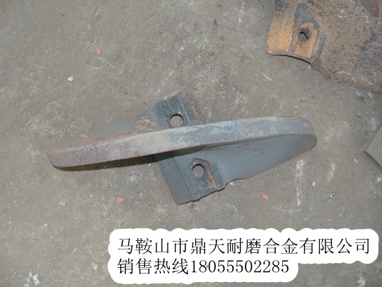 洛建攤鋪機(jī)攪籠葉輪、洛建護(hù)瓦、輸料板銷售處