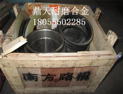 南方路機(jī)60站強(qiáng)制式攪拌機(jī)軸頭密封件、優(yōu)質(zhì)耐磨軸頭配件制造商